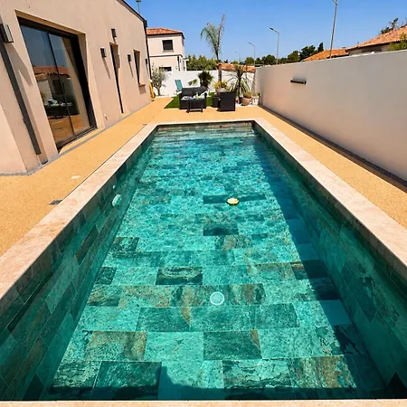 Zinga - Piscine, Jardin & Calme Absolu * Béziers